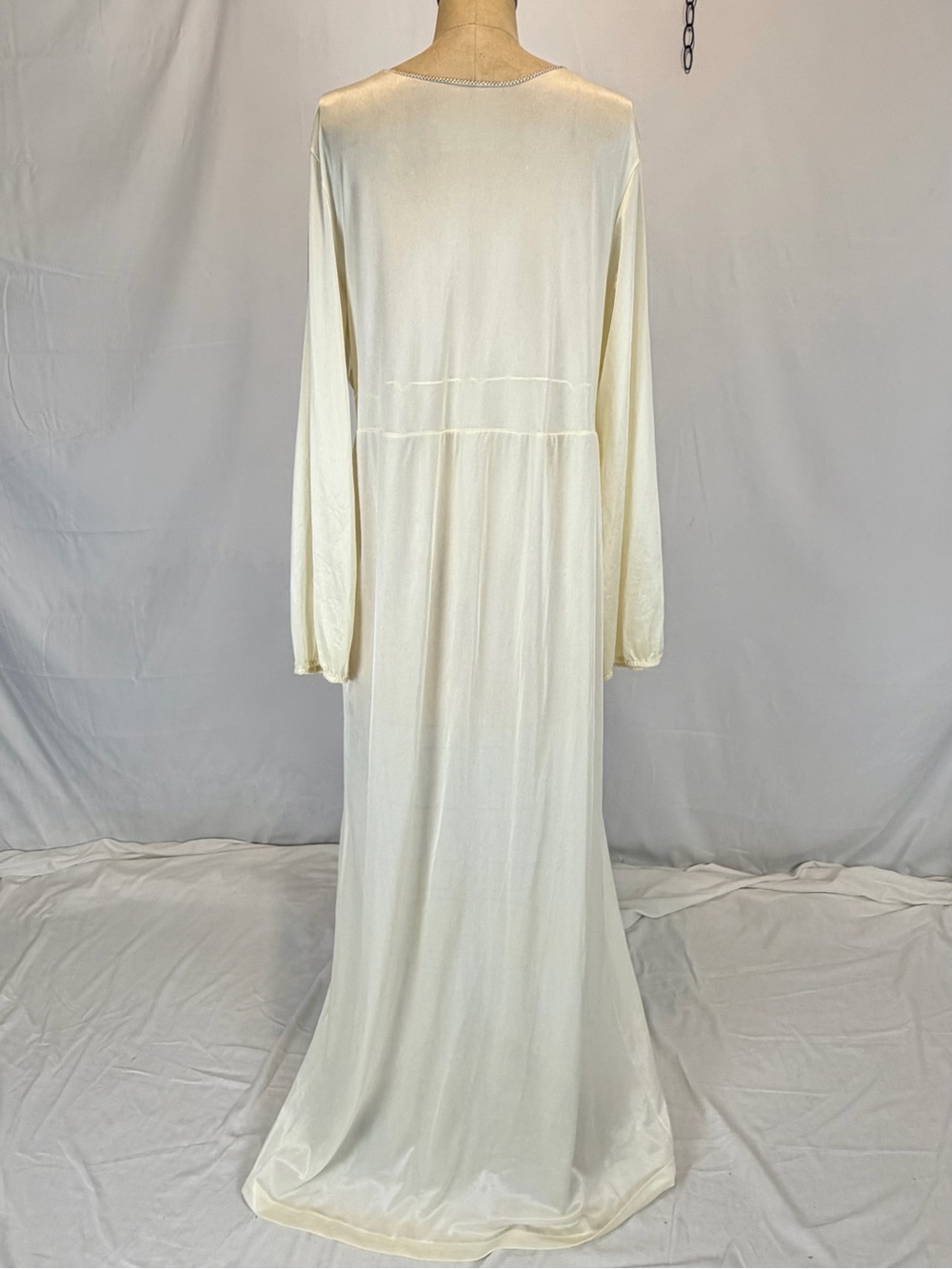 VINTAGE 70s 80s long sleeve maxi nightgown slip dress deep v neck embroidery - Picture 7 of 13